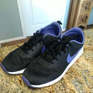 Nike Air Max Tavas Black White Blue Running Shoes 705149-025 Mens size 14